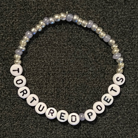 Taylor Swift TTPD friendship bracelet - Picture 1 of 2